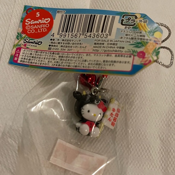 Hello Kitty SANRIO Vintage Phone charms (10 total) - Picture 4 of 8